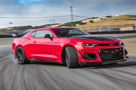 Chevrolet Camaro ZL1 1LE: 4th Place - 2017 Motor Trend Best Driver's Car