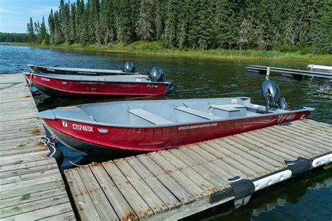 Fishing Boat Rentals | Waskesiu Marinas