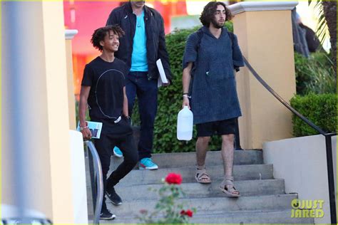 Photo: jaden smiths dad will smith helps fan announce pregnancy 14 ...