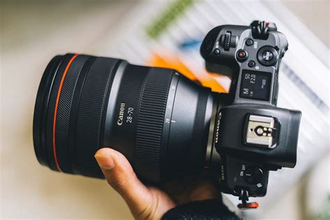 The Best Canon RF Lenses Available Right Now: 6 Top Picks