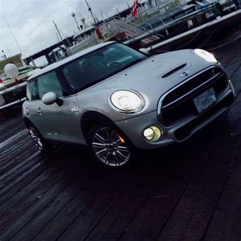 New White Silver Mini Cooper S