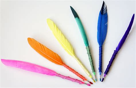 i d l e w i f e : DIY: wrapped feather gel pens