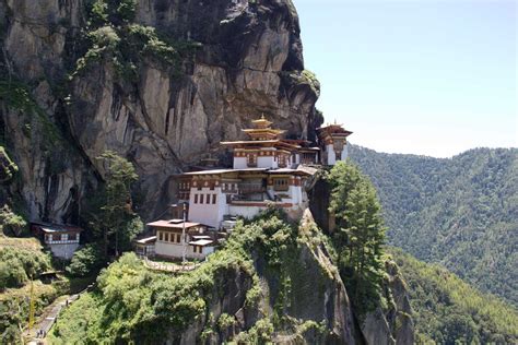 Bhutan Culture & Nature Tour with Hiking | Bhutan Acorn Tours and Travel