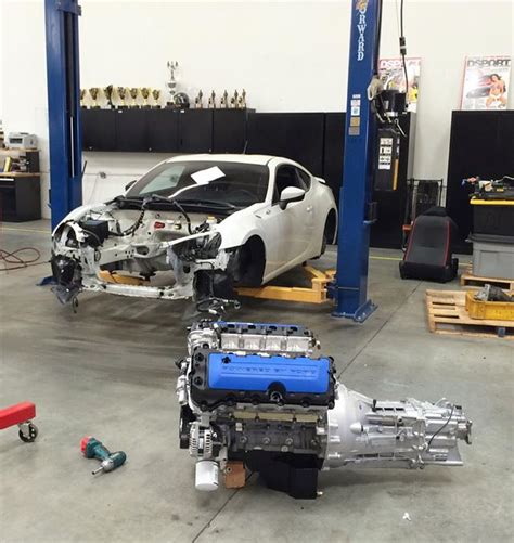 Ford Mustang Boss 302 V8 Engine Swap for a Scion FR-S Looks Insane ...