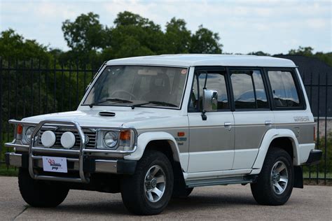 1989 Mitsubishi Pajero Diesel Turbo | Bubble Pop Autos