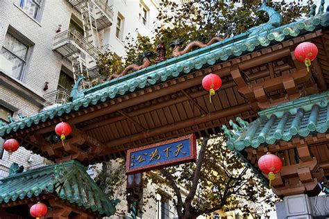 Chinatown’s Dragon Gate in San Francisco, California - Encircle Photos