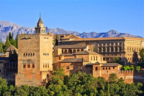 Alhambra, Really Fascinating Palace And Hunted By Foreign Travelers ...