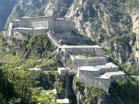 The castles of the aosta valley - Medieval charm, legends and mysteries