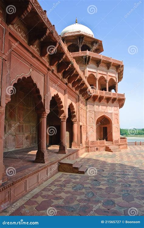 The Fort in Taj Mahal, India Stock Image - Image of shrine, tourism ...