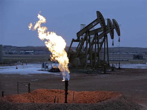 A new report says oil and gas flaring releases 5x more methane than ...