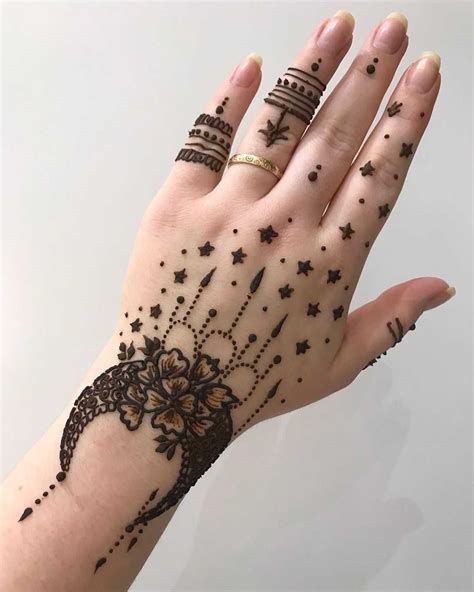 Mehndi Designs Finger, Modern Henna Designs, Henna Designs Feet, Latest ...