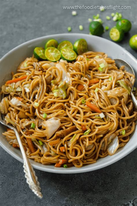 Vegan Pancit Canton (Filipino Stir-Fried Noodles) - The Foodie Takes Flight