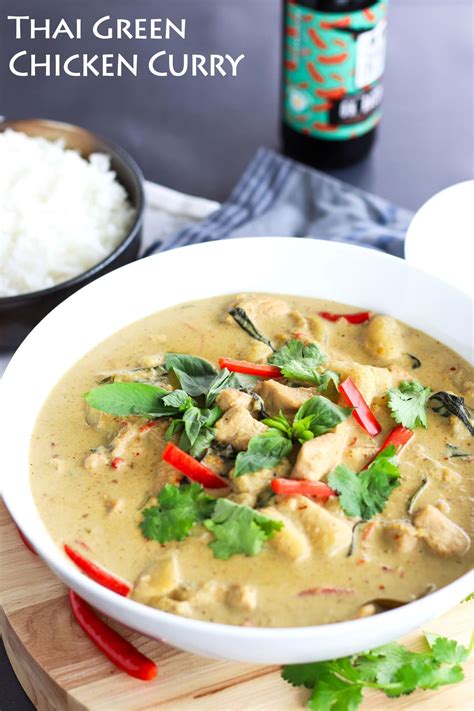 Easy Thai Green Chicken Curry - That Spicy Chick