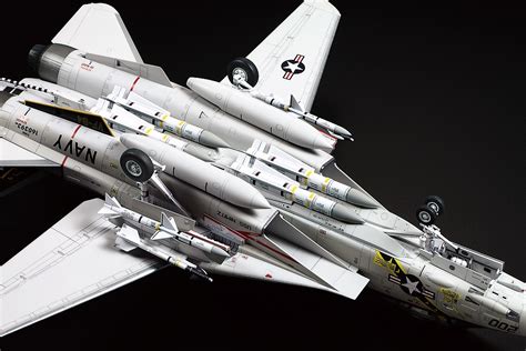 1/48 Grumman F-14A Tomcat - Canada Hobbies