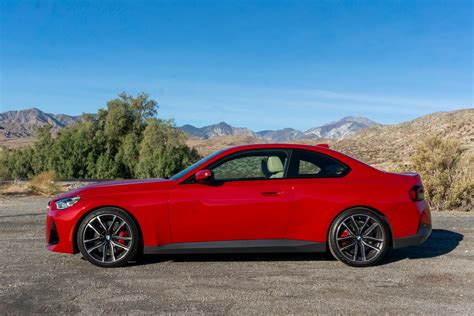 2022 BMW 230i review: The little coupe's still got it - CNET