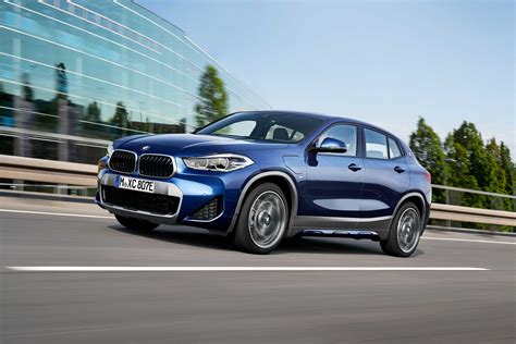 The new BMW X2 xDrive25e.