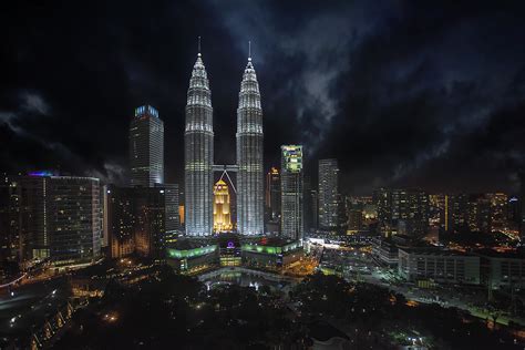 KLCC Night | Please click here to view this large! This pict… | Flickr