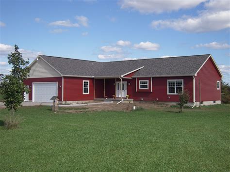 Here's a 1700 sq ft ranch style modular home with a built-on porch and ...