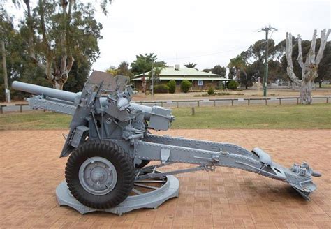 25 Pounder Field Artillery Gun | Monument Australia