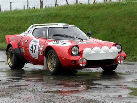 Performance Car: Lancia Stratos HF Classic Cars