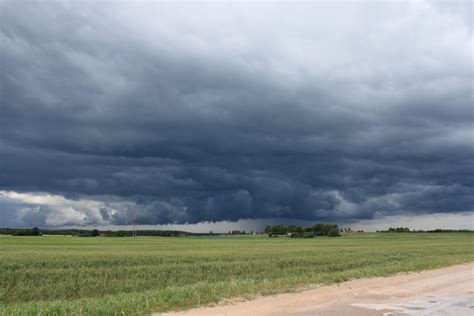 Free Images : landscape, nature, grass, horizon, cloud, field, prairie ...