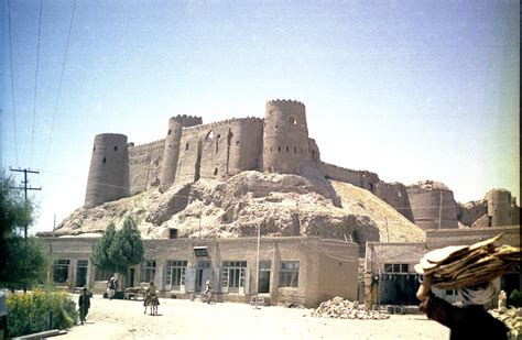 Citadel of Herat (Herat, 13th century-15th century) | Structurae