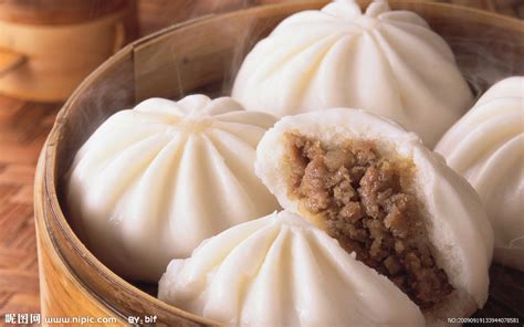 Qing's Tea House: How To Make Baozi