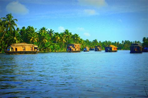 Rendezvous with the Backwaters of Kerala - Idealism Prevails