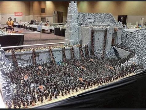 Lego helms deep : r/lordoftherings