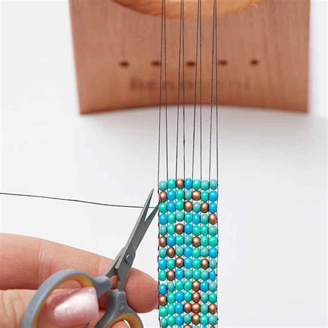 How to Use a Bead Loom: 10 Things You Must Know | Bead loom kits, Loom ...