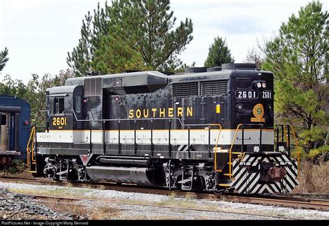 RailPictures.Net Photo: SOU 2601 Southern Railway EMD GP30 at Spencer ...