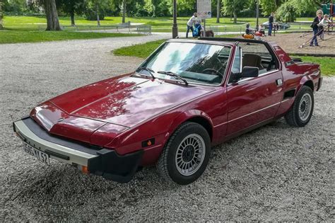 Fiat Bertone X1/9 1981, une voiture de collection proposée par Patrice F.