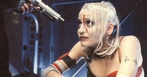 Tough Chicks: Lori Petty – Tank Girl – BULLETPROOF ACTION