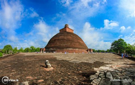 Jethawanaramaya Stupa - Anuradhapura - 360view.lk