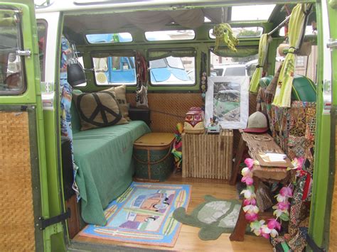 Desain Vw Combi Campervan - 30-creative-vw-bus-interior-design-ideas ...