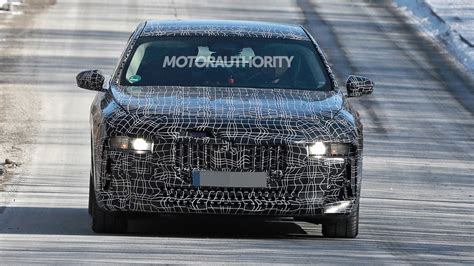 2023 BMW i7 spy shots: Next-gen 7-Series' electric version spotted