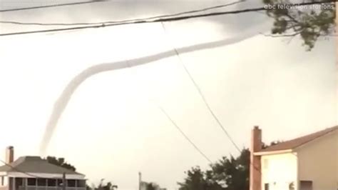 Crooked waterspout spotted off Florida coast - ABC13 Houston