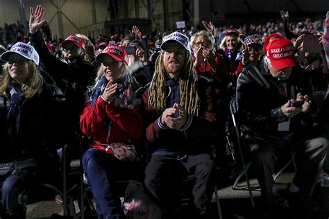 Duluth mayor encourages Trump rally attendees to wear masks, get tested ...