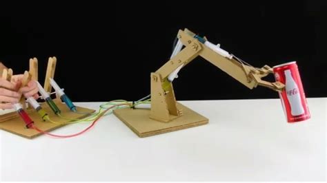 How To Make Robot Hand Easy - Make a Robot