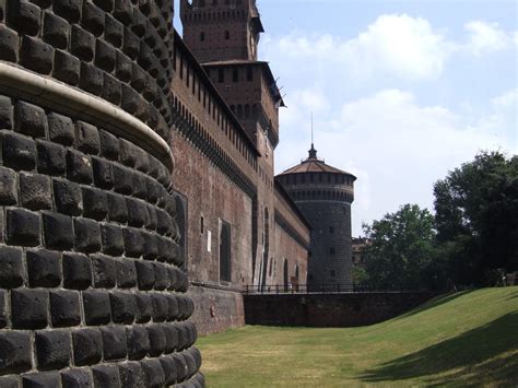 Castello Sforzesco (Sforza's Castle) Free Photo Download | FreeImages