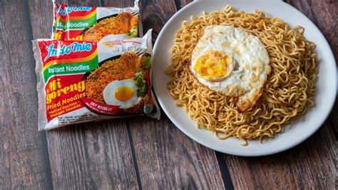 10X SPICY $1 INDOMIE Instant Noodle Restaurant in Indonesia | I have ...