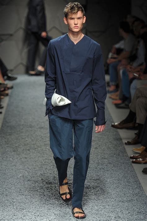 Z Zegna Spring 2014 Menswear Fashion Show | Menswear, Minimalist ...