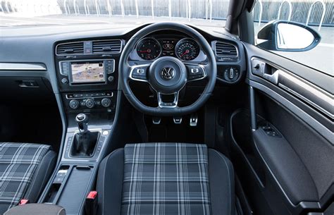 2015 Volkswagen Golf GTD Estate … Vw Golf Mk4, Volkswagen Golf, Gtd ...