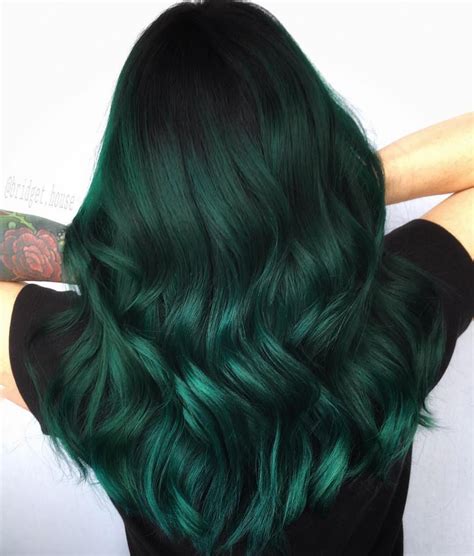 🦚Deep Emerald Green🦚 Super silky Juniper Green waves by @bridget.house ...