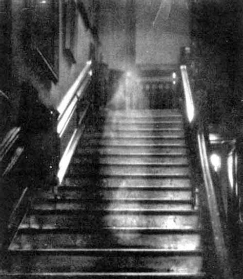 14 Most Mysterious Ghost Pictures Ever Taken ~ vintage everyday