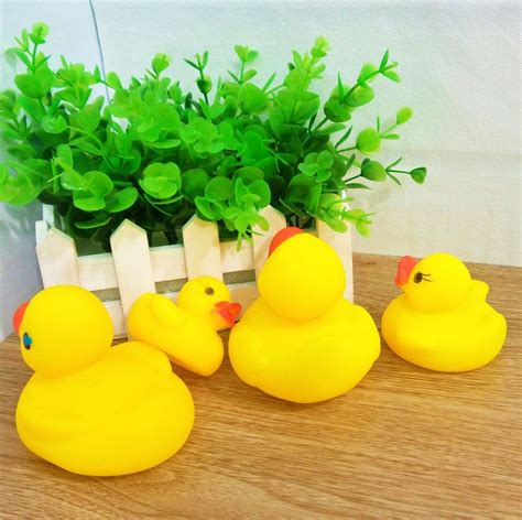 2019 4 Size Lovely Yellow Duck Baby Bathing Toys Magic Pretty Sounds ...