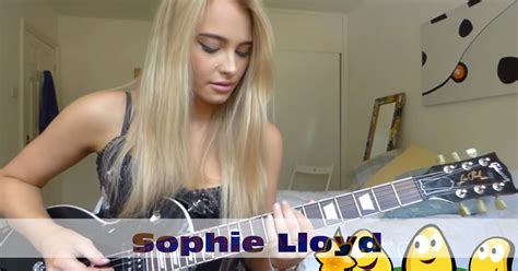 Sophie Lloyd: CBeebies Guitar Solo