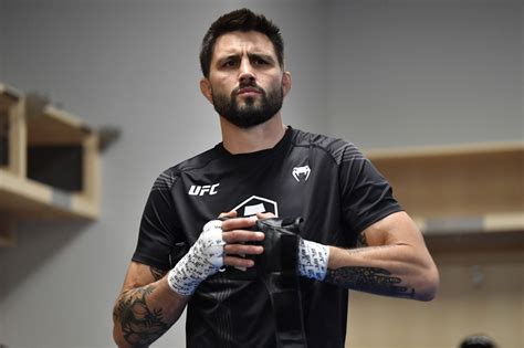 Carlos Condit, former UFC interim champion, retires from MMA - MMAmania.com