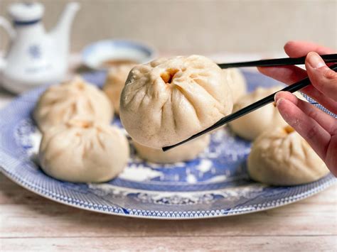 Baozi recipe (Chinese steamed buns) | Halicopter Away