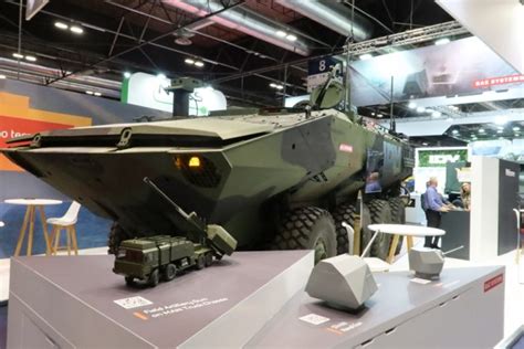 FEINDEF 2023: BAE Systems and IDV exhibit the USMC ACV for the first ...